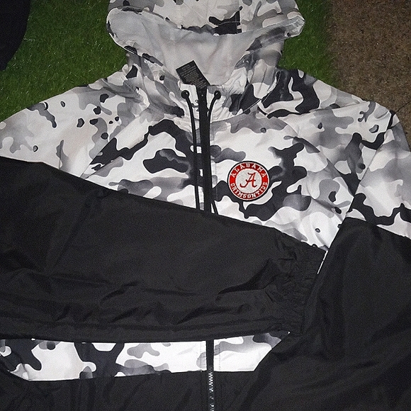 NCAA Jackets \u0026 Coats | Alabama Crimson Tide Black White and Gray Camo Windbreaker Jacket New W Tags | Color: Gray/White | Size: XL | Sportsaholics_'s